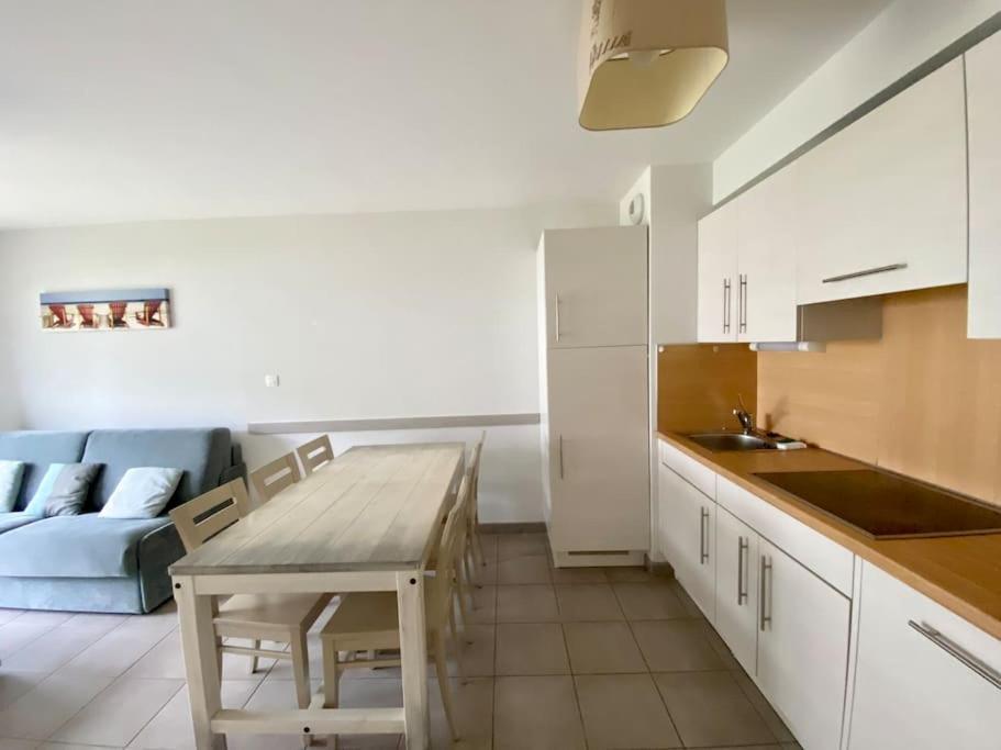 Les Planches , Bel Appartement En Bord De Mer Benodet Exterior photo
