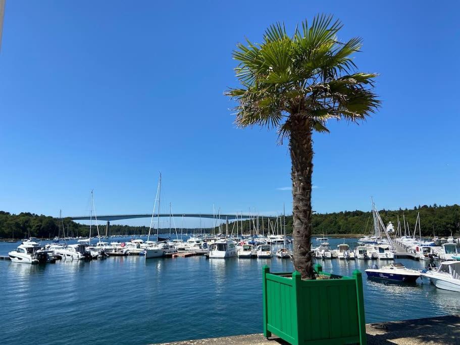 Les Planches , Bel Appartement En Bord De Mer Benodet Exterior photo